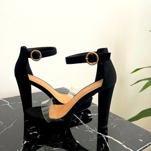 Black Platform Heels!!! Dress them up or dress them down!!!
